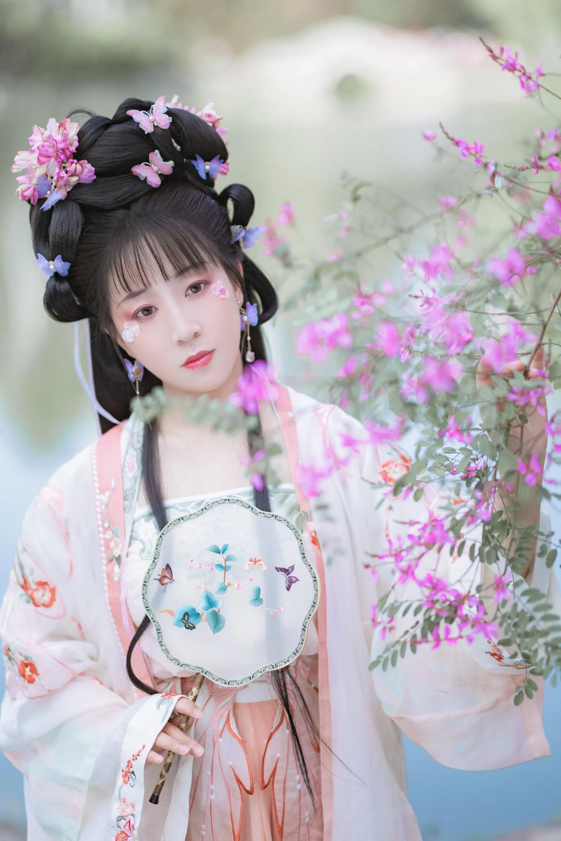 [艺图语] 2022.05.22 春日宴 V [32P]插图